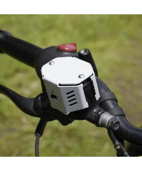 Auto Engina Hunter 350 Front Oil Reservoir Cap - Silver-Auto Engina 5 Auto Engina Hunter 350 Front Oil Reservoir Cap - Silver-Auto Engina - Image 3