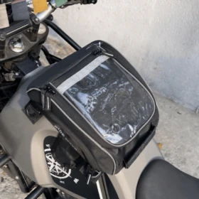 Tryka Gears Ride Mate Tank Bag- Black 10 Ltrs-Tryka Gears 8 Tryka Gears Ride Mate Tank Bag- Black 10 Ltrs-Tryka Gears - Image 6