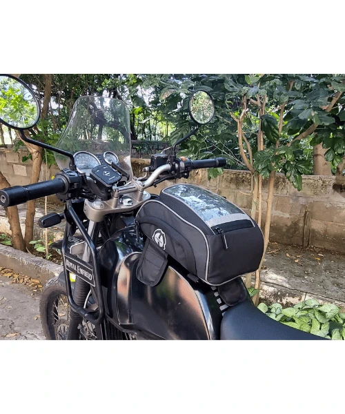 Tryka Gears Ride Mate Tank Bag- Black 10 Ltrs-Tryka Gears 12 Tryka Gears Ride Mate Tank Bag- Black 10 Ltrs-Tryka Gears - Image 10